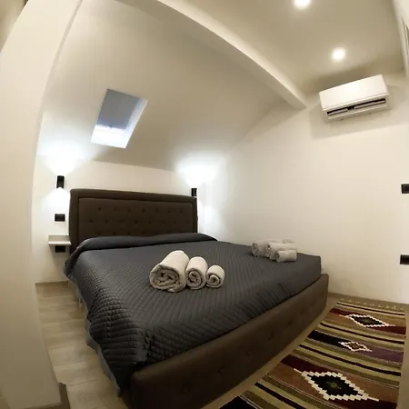 Kristal Lux Apartamento Tirana