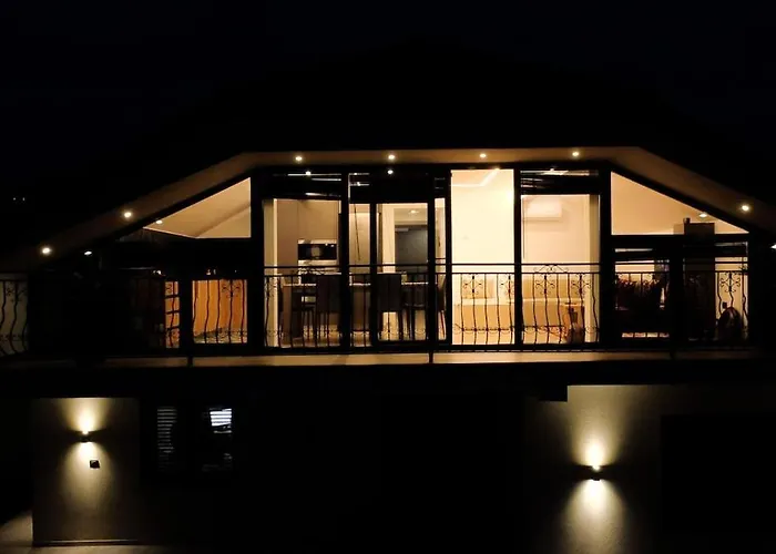 Kristal Lux Apartment *
